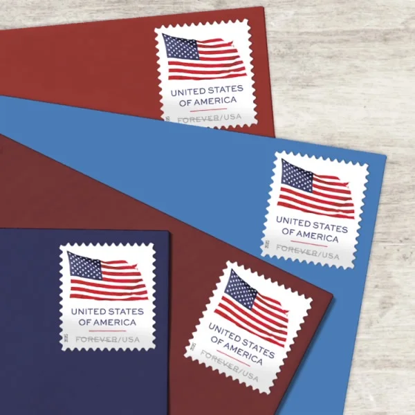 2025 US Flags Forever  Booklets Rolls