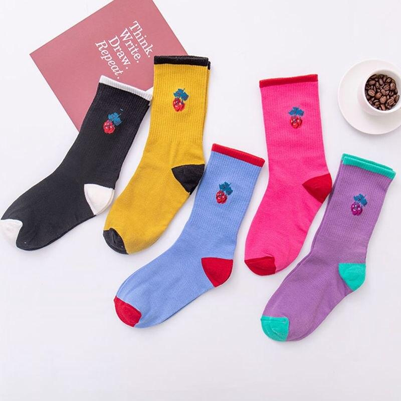 Śliczne skarpetki wiśniowe damskie modne w stylu harajuku koreańskie dopasowane kolorystycznie skarpetki rurki bawełniane japońskie magiczne skarpetki nowość szczęśliwe letnie cienkie