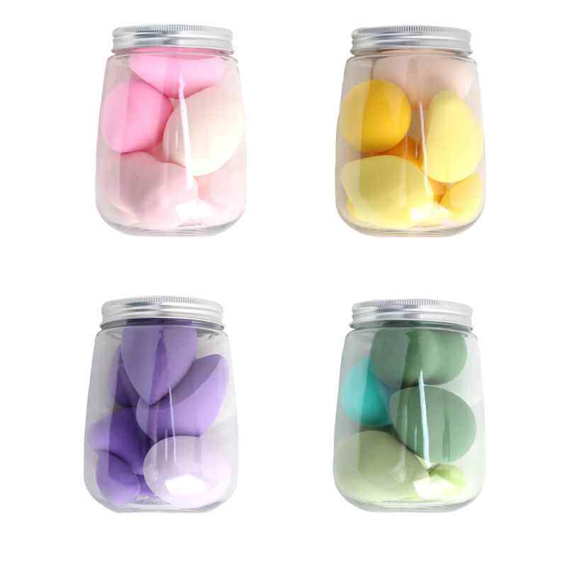 Kit de maquiagem com 7 esponjas para base, pó e outros cosméticos.