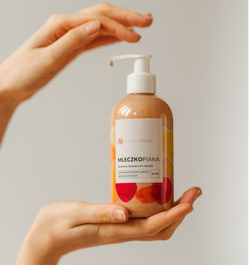 Opcja Natura, mleczkopiana do mycia i demakijażu twarzy, 250 ml