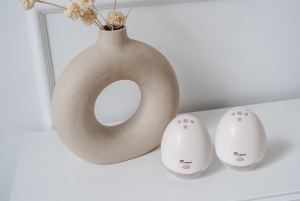 Momini Twinharmony, podwójny 4-fazowy bezprzewodowy laktator, 2 szt.