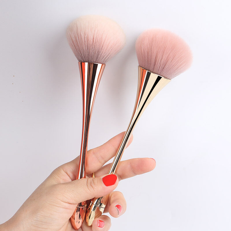 1 Pincel Cosmético Multifuncional Macio para Unhas, Ideal para Pó e Blush, com Cabo Fino