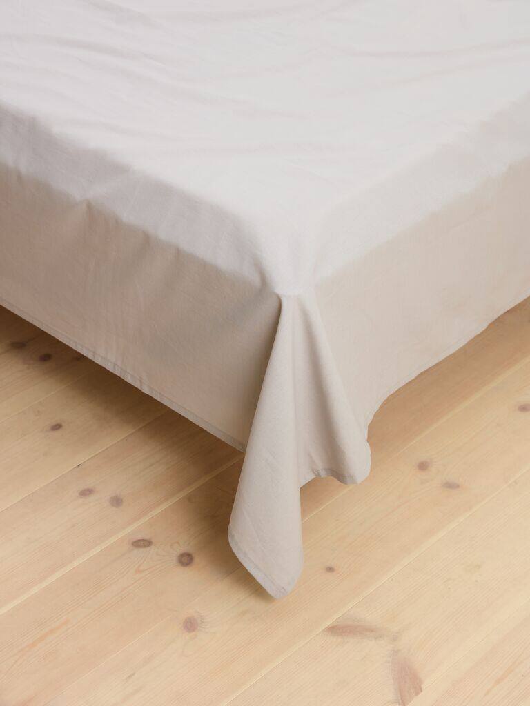 BOLETTE plus BOLETTE stræklagen 140x250 cm lysegrå