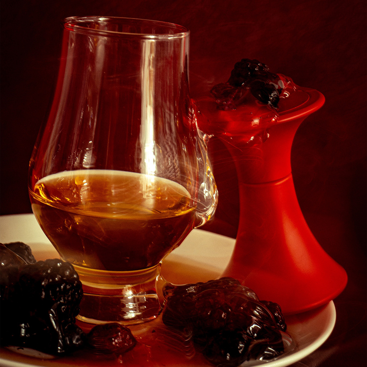 BORNTOSTANDOUT Drunk Lovers EdP