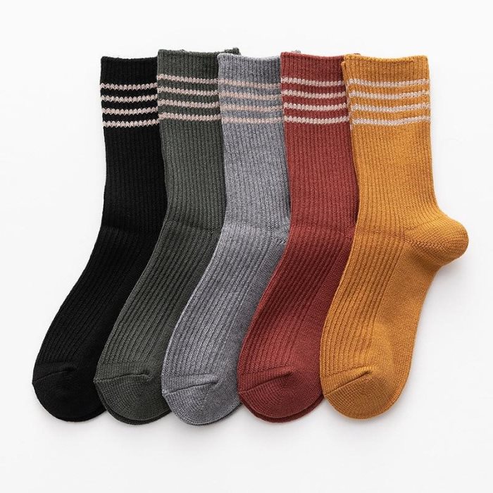 Skarpety w paski, modne skarpetki damskie, skarpetki damskie, skarpetki damskie, skarpetki skarpetki, skarpetki damskie, styl koreański, fajne skarpetki