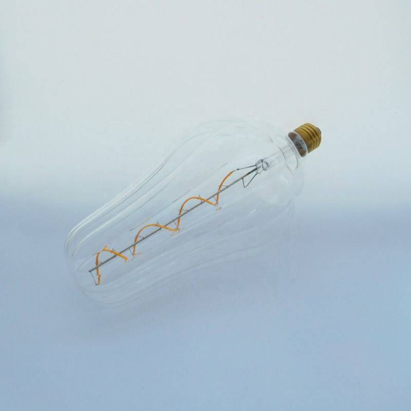 Luci a stringa a batteria, molto vendute su Amazon, per feste e decorazioni natalizie