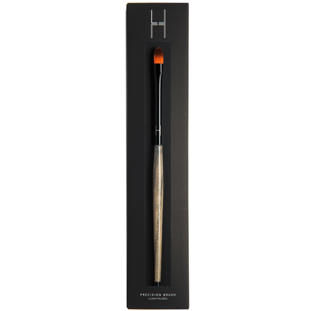 LH cosmetics Precision Brush 301