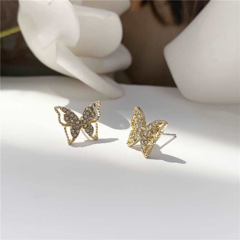 Modny i zakontraktowany temperament blyszczacy diament motyl kolczyk sztyft indywidualny charakter szafki kolczyk